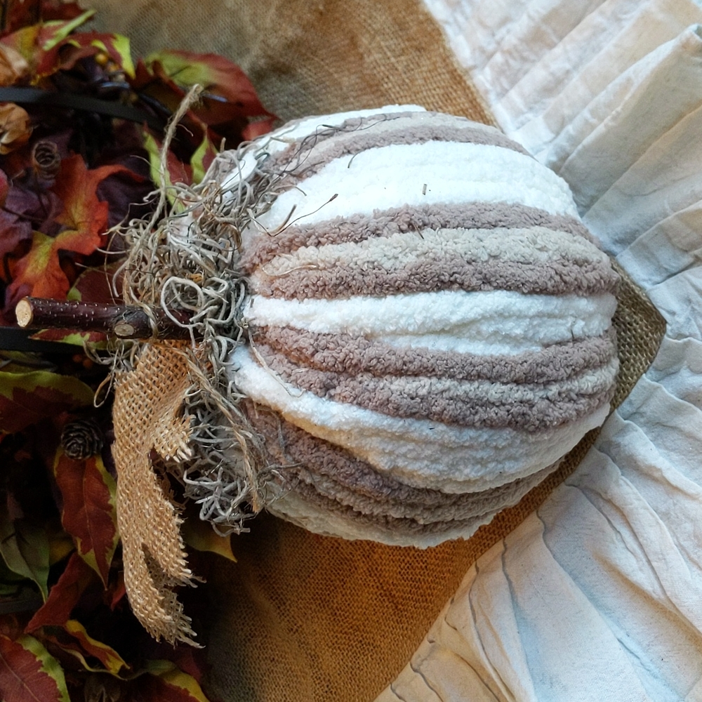 Chenille pumpkin - Picture 5 of 5